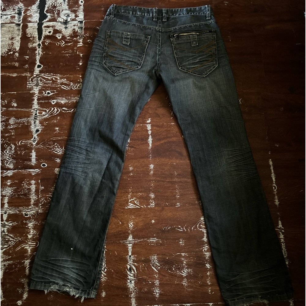 Very nice y2k/grunge style pants they are barley worn and in a good condition😁